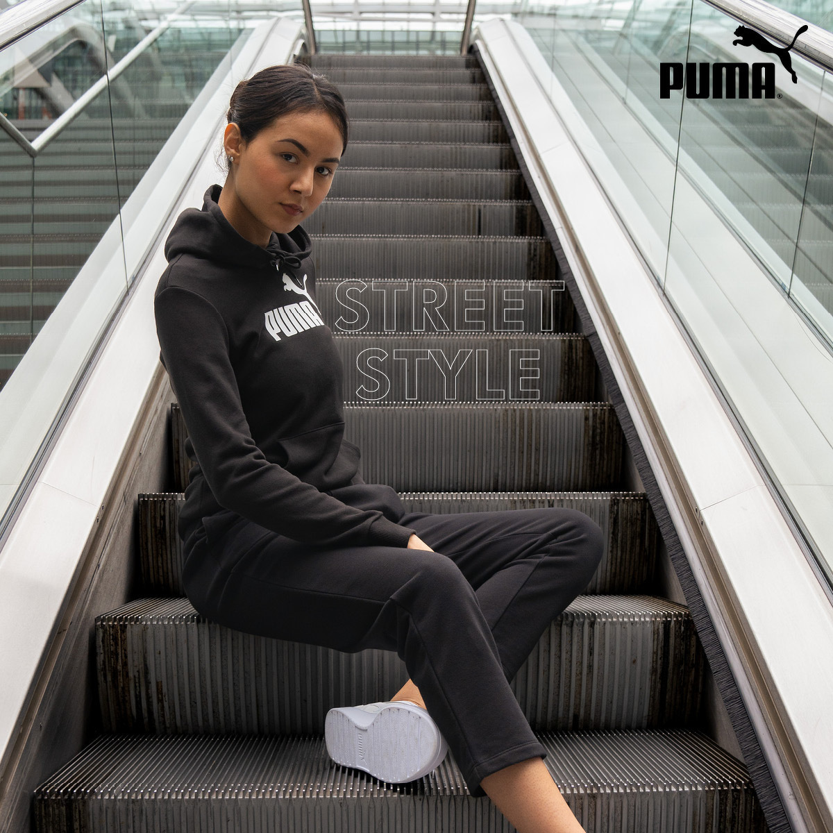 PUMA ESS Logo Hoodie TR